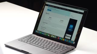 Russian YouTuber Wylsacom with a pre-release M4 MacBook Pro showing its Geekbench score.