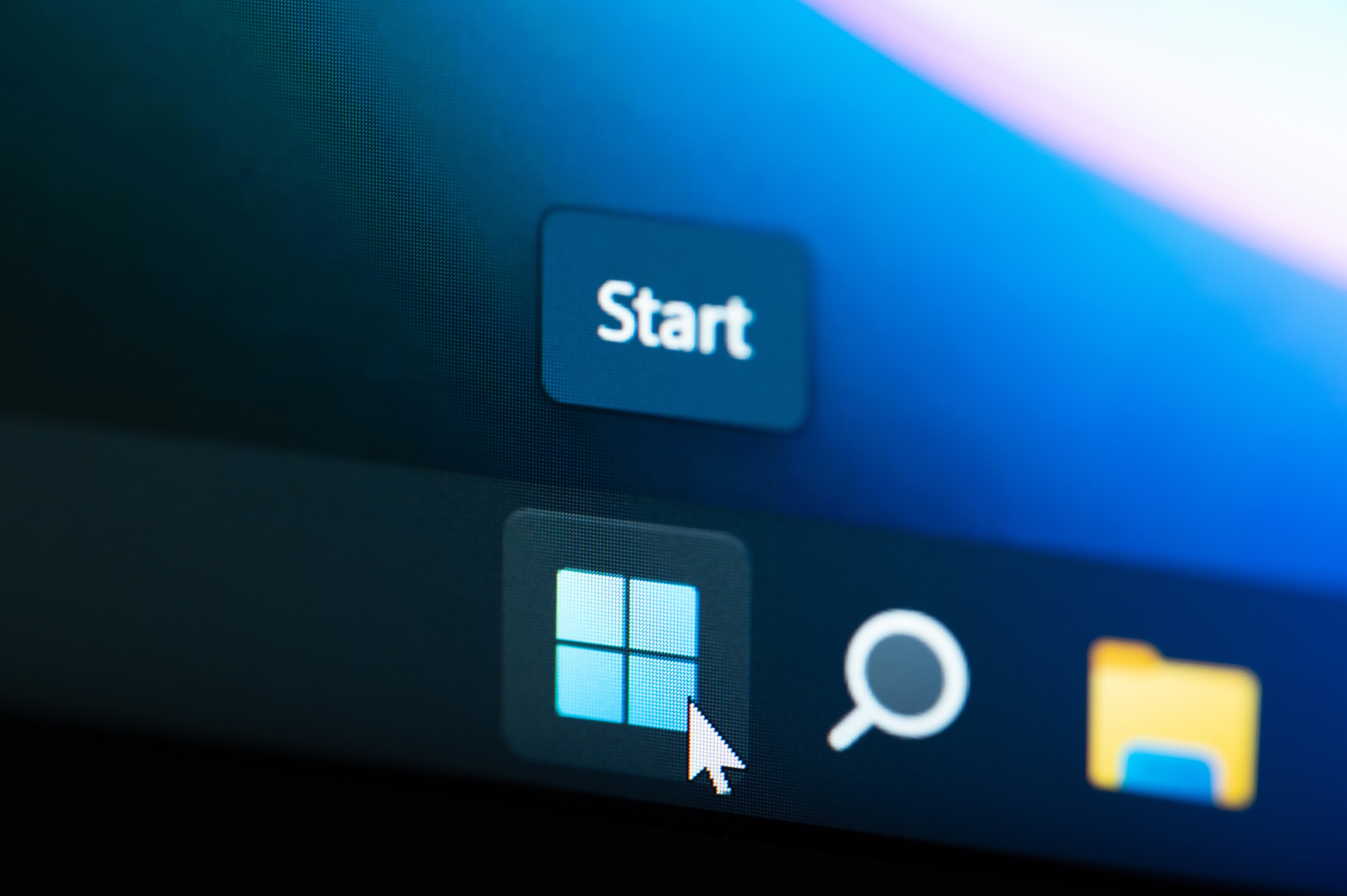 Windows 11 taskbar shown as a close-up