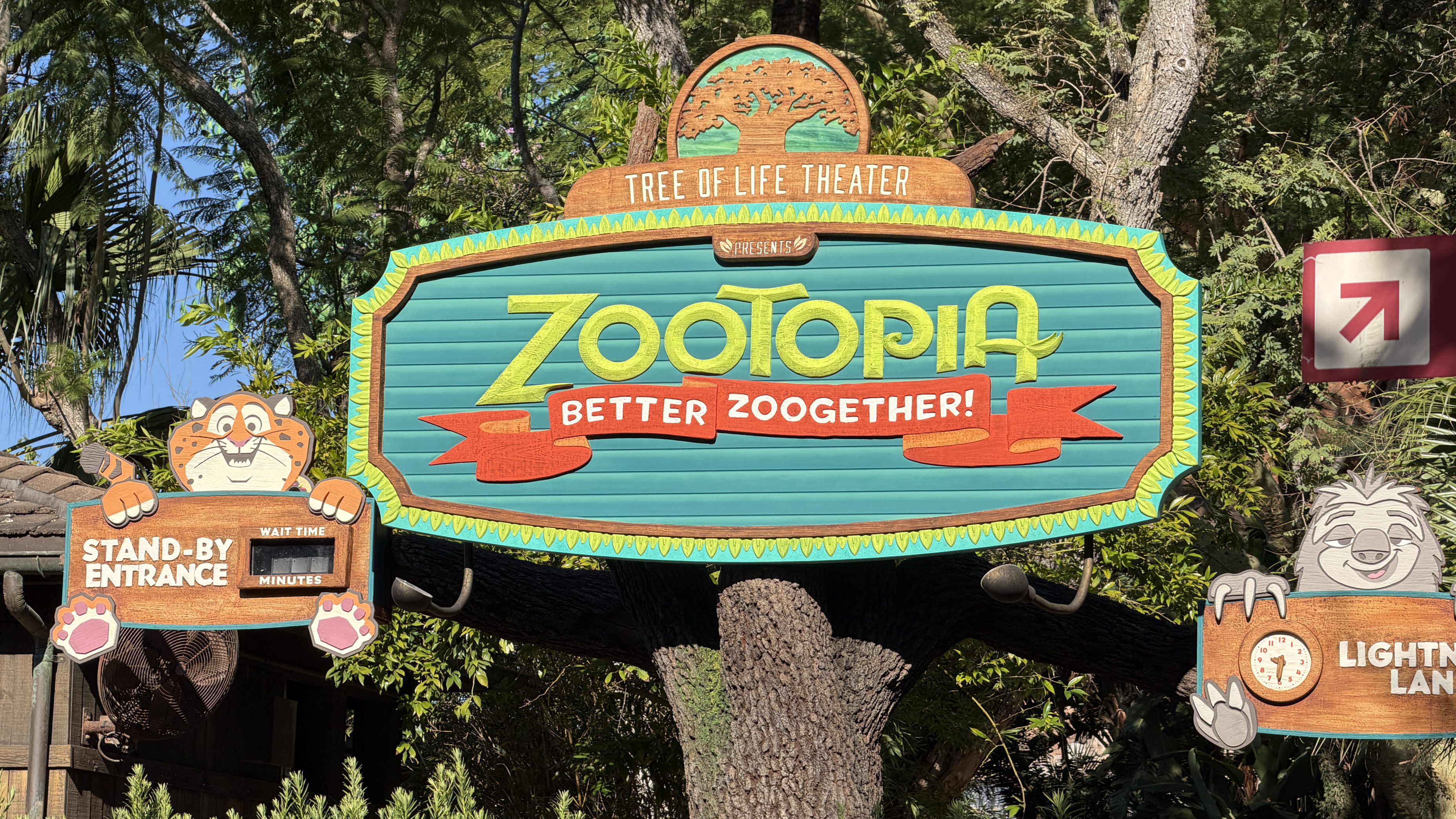 Disney World Zootopia- Better Zoogether! 4D Show