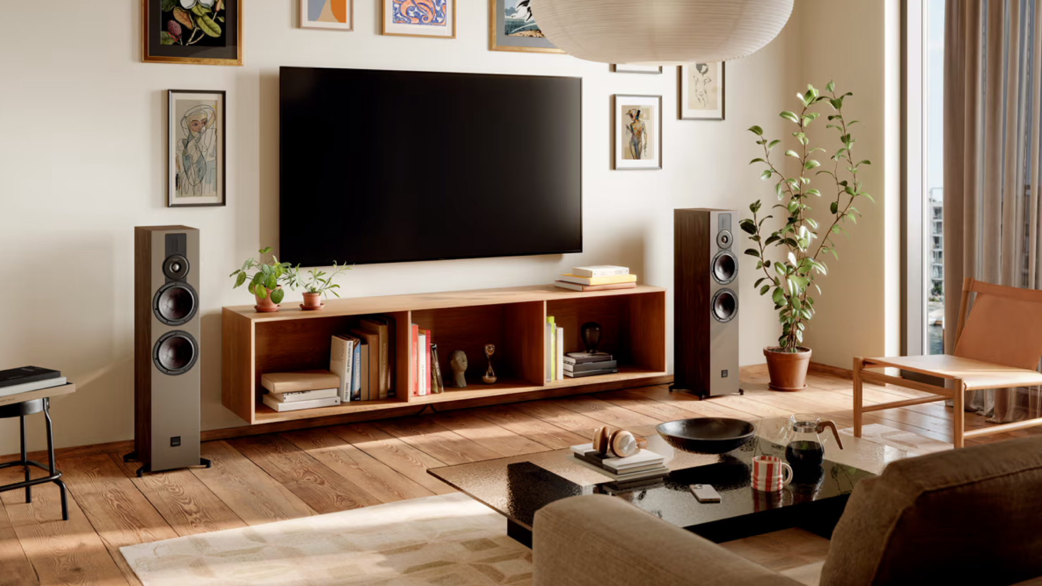 Lifestyle image of Dali Sonik speakers - floorstanding models