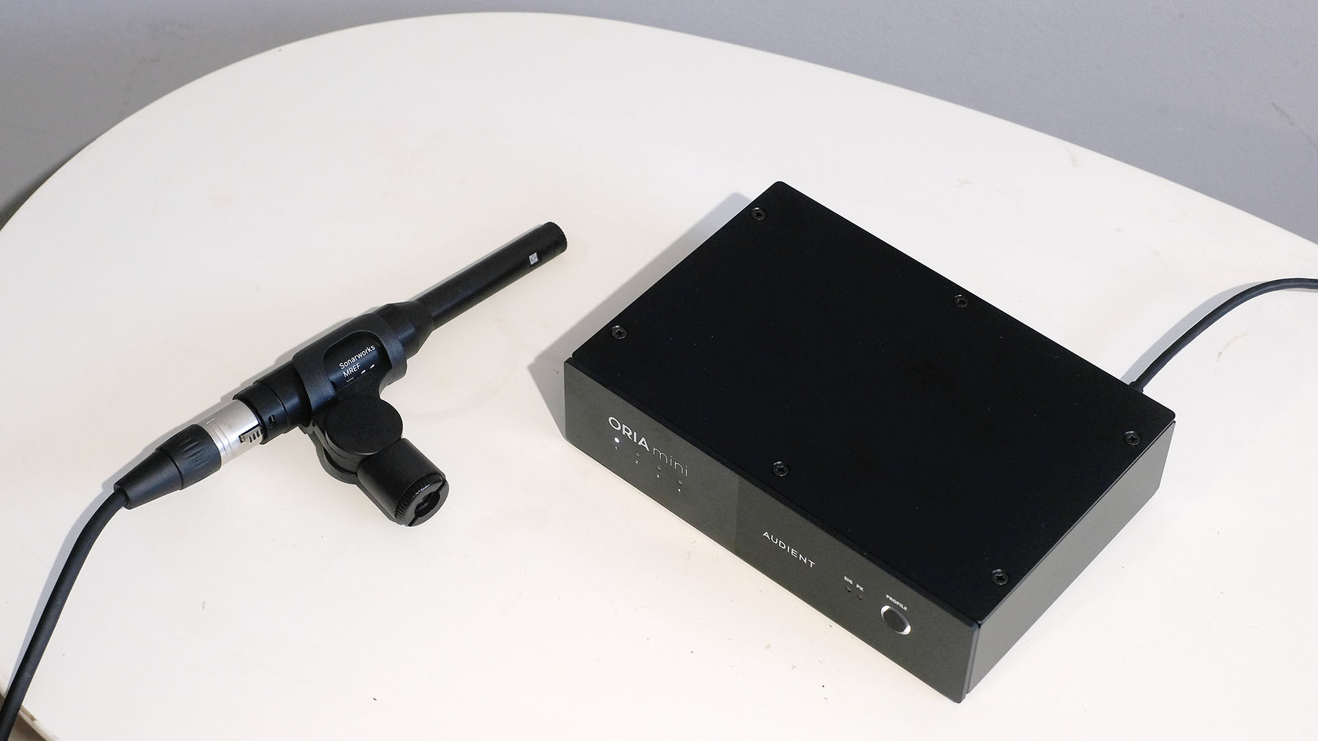 Oria Mini with microphone