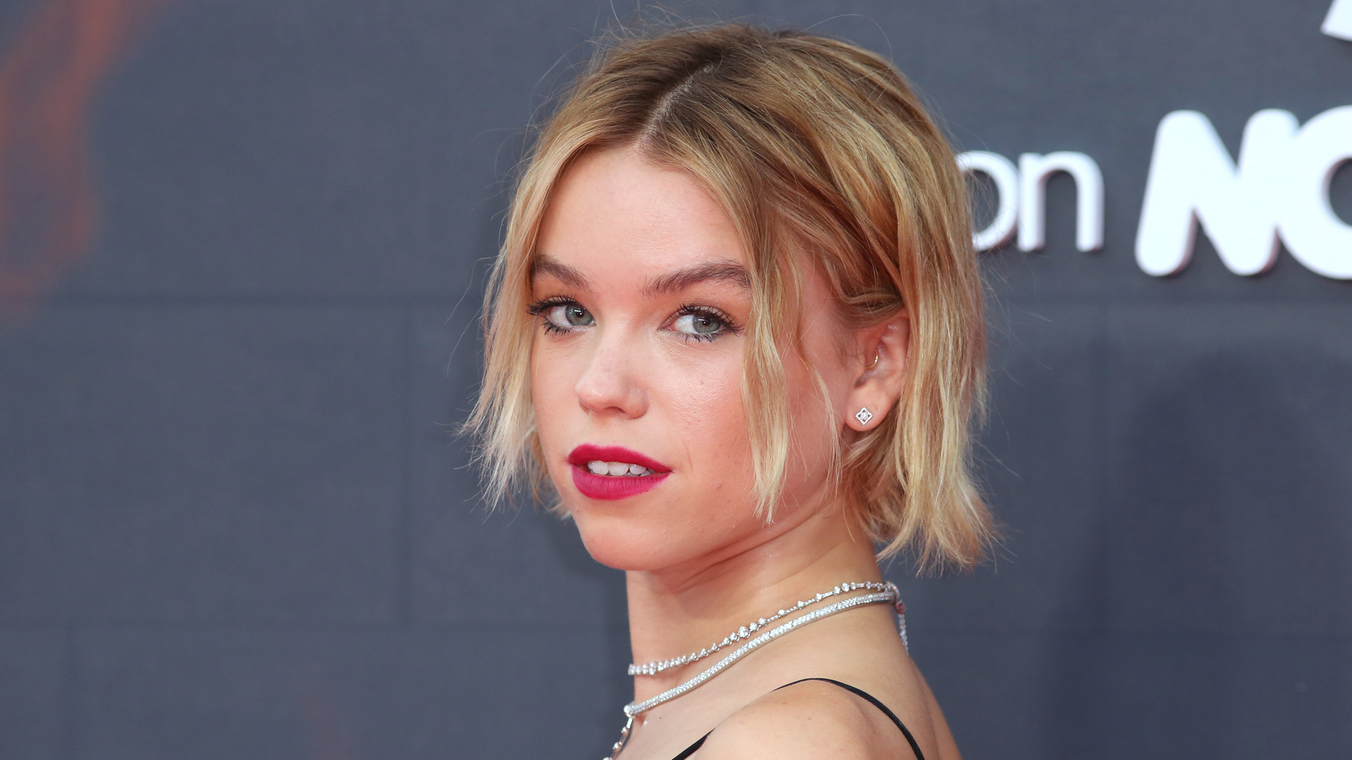 Milly Alcock poses for a photography at House of the Dragon season 1&#039;s UK premiere