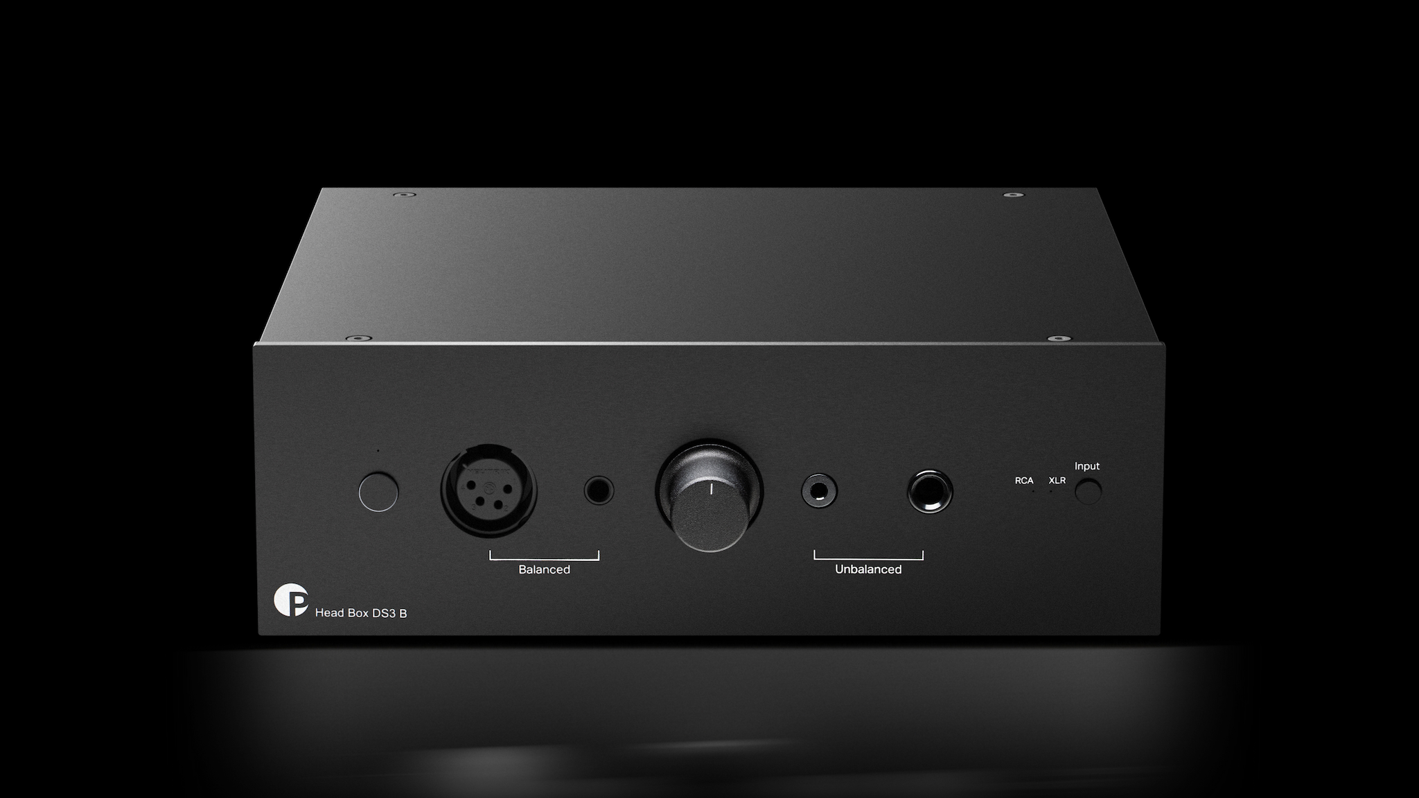 Pro-Ject Head Box DS3 B in black on a black background