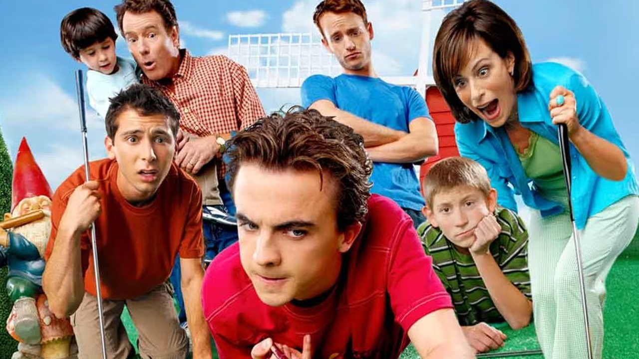 Promotional image for Malcolm in the Middle featuring the original cast playing golf