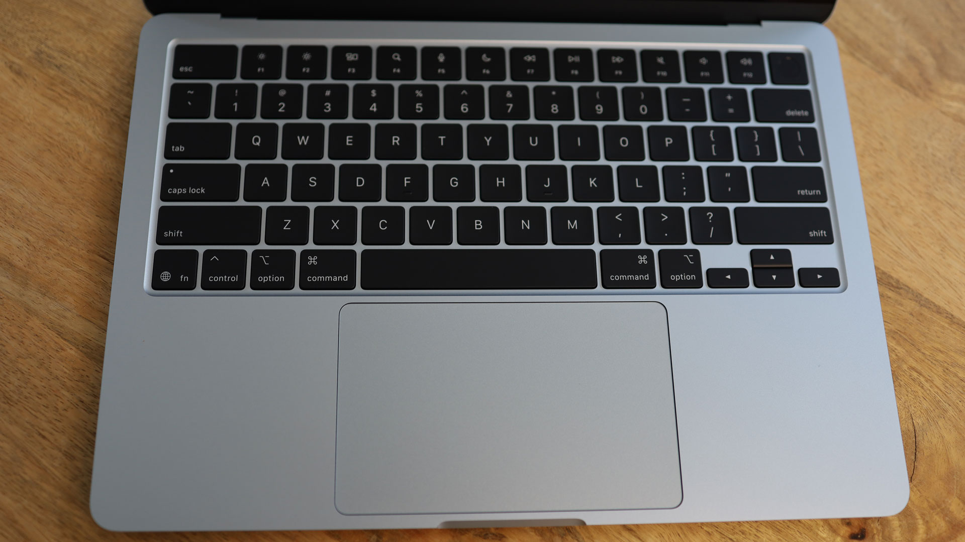 MacBook Air keyboards compared to iOS keyboard and each other