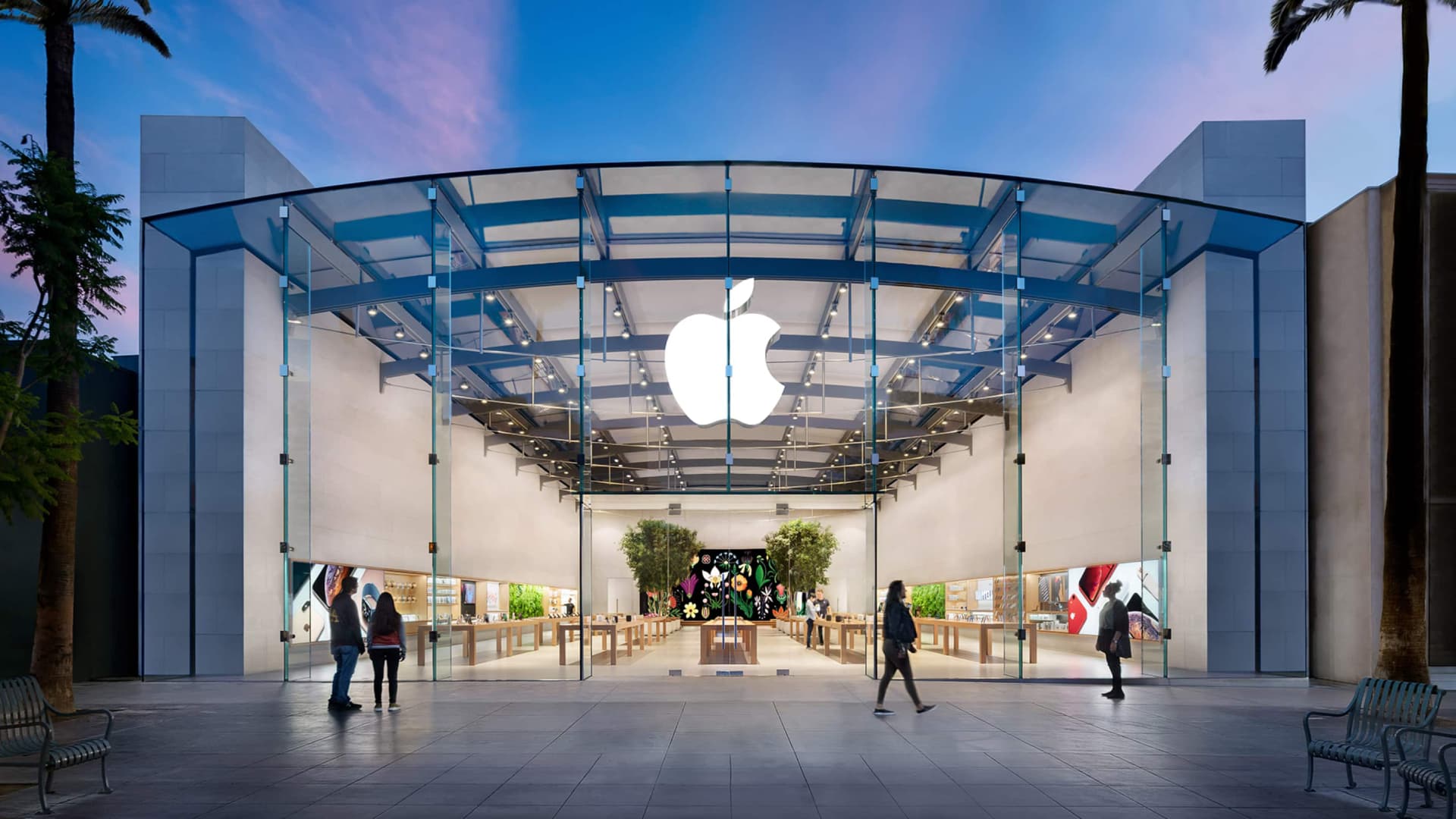 The Apple Store in Santa Monica, California.