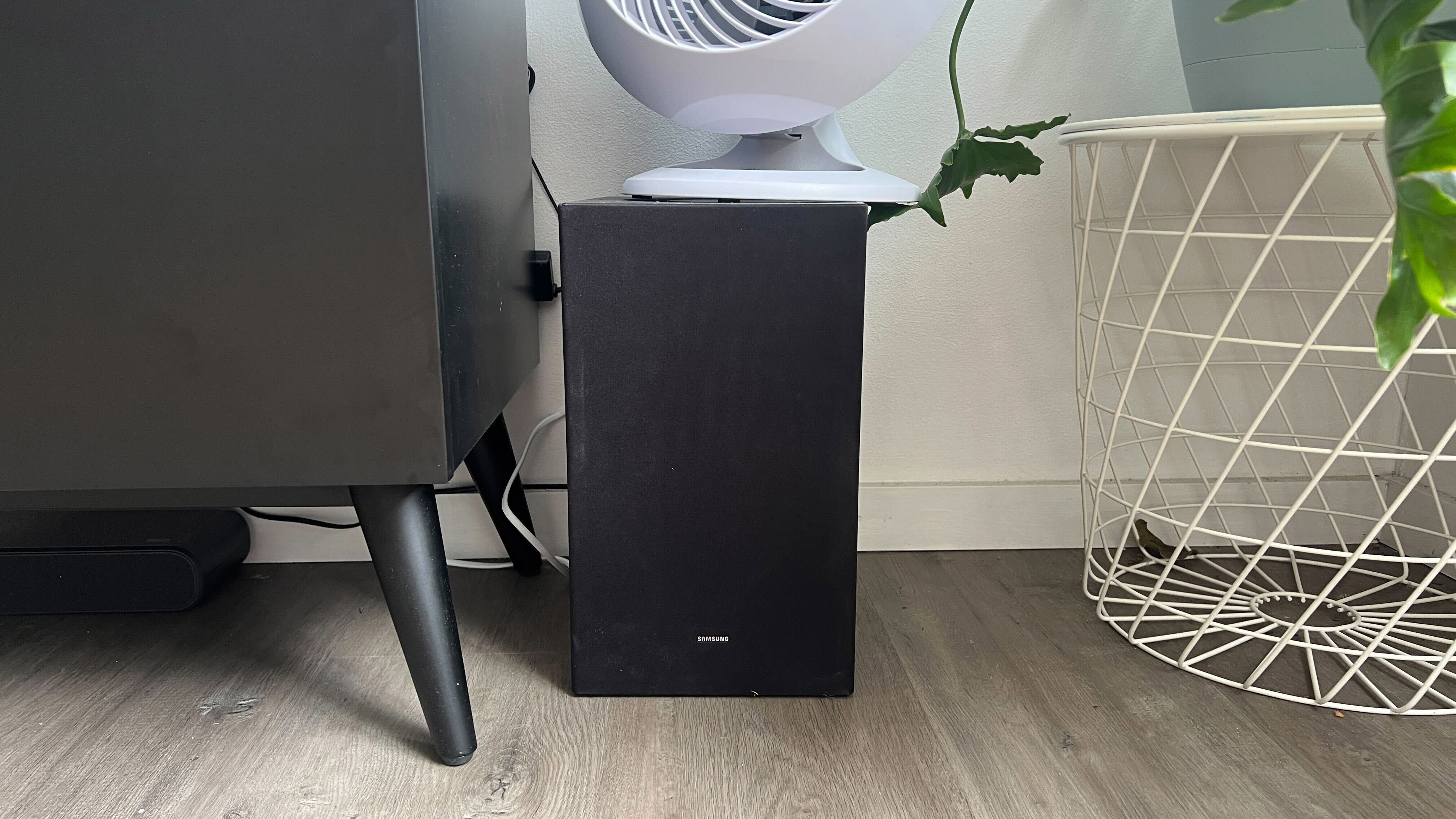 Samsung HW-Q700C subwoofer